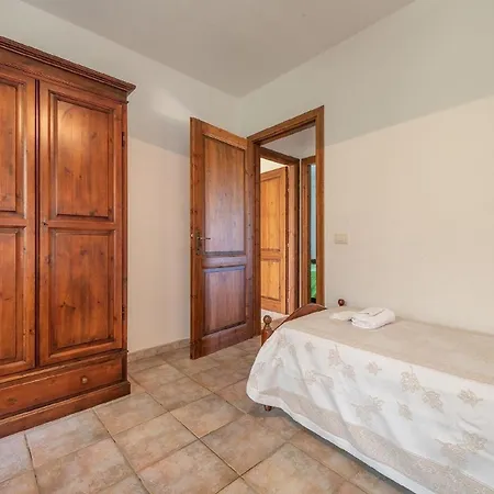 Apartmán In Mit Garten Und Grill - B55223 *